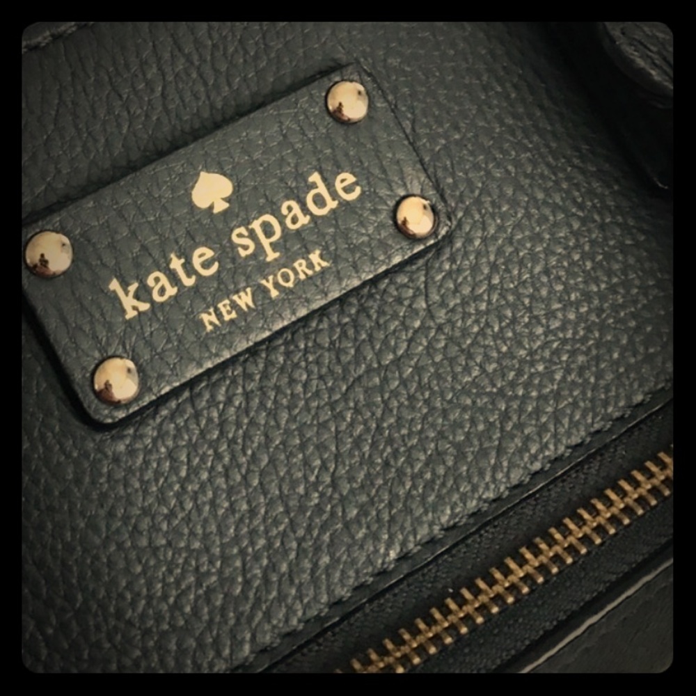 ♠️Gray Gently Used Kate  Spade ♠️